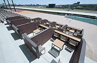 ウィナーズビューシート(屋外・屋根なし)